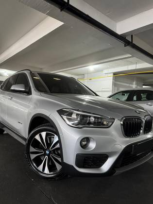BMW X1 2.0 16V TURBO ACTIVEFLEX SDRIVE20I 4P AUTOMÁTICO BMW X1 2.0 16V TURBO ACTIVEFLEX SDRIVE20I 4P AUTOMÁTICO